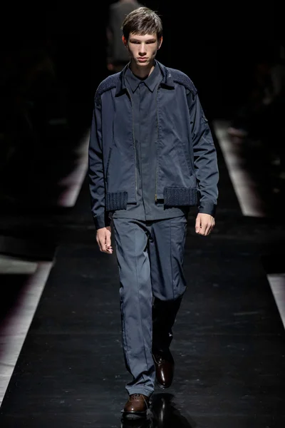 Look 26